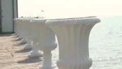 Outdoor bang