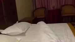 çŽ©å…©å€‹00å¾Œçš„å¼Ÿå¼Ÿ