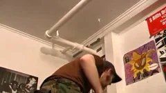 Rocker chap with huge knob jerks off