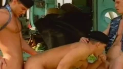 Service dudes get Serviced In Tthis dudeir horny bootyes.