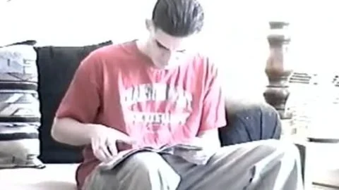 Tonys 10-Pounder Swells Into A large Boner Inside Of Vinnies mouth