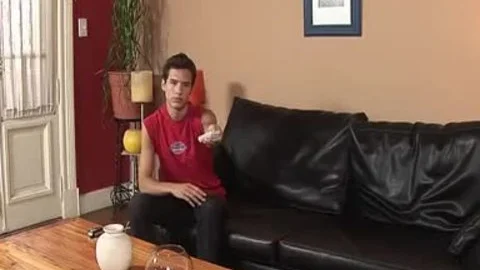 T?cnico De TV Se Garcha Un Pendejo-Argentina