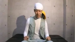 487