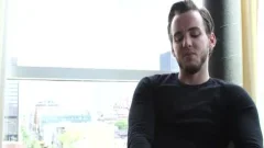 Muscle homo Flip Flop With cumshot
