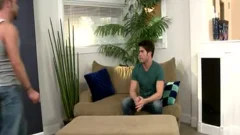 Un Mec Aime Se Fait Sauter Dans Une Baise ...