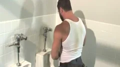Se Lo Monta Con El Fontanero