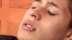 friendly Latino bang