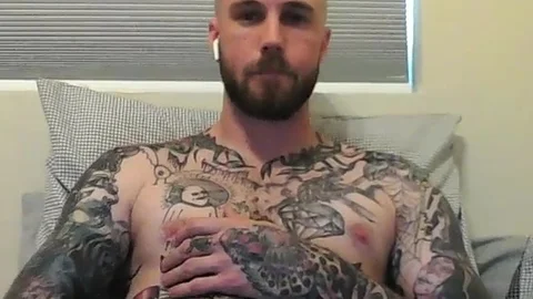 str8 Tatted man massive cock