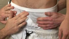 Hunk licks big cock