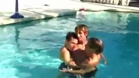 Pool Party Punks 04