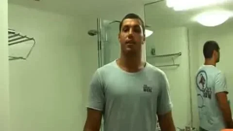 Sandro tempted