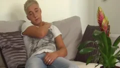 teen man Solo jerking off