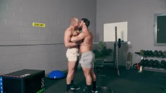 Rope Skipping Turns into Wild Encounter