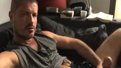 TIERY B. // PHOTO-PORNO-GRAPHER - Copyright / Daddy - monstrous penis - thick spooge - Masturb