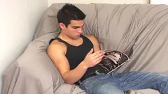 Next Door Twink: Eddie Shows Us His Best Assets