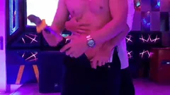 KARAOKE Ã”M