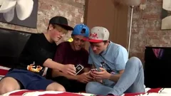 pretty teen Threeway