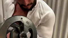 Worship Muscle Hunk