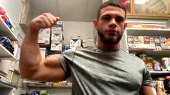 yummy teen Cums At Work (gasstation)