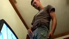 Rough nailing next to very hot twink