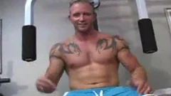 Muscle jock sucking cock sex tape