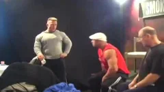 Muscle dudes