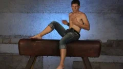 Igor Putasky receives handjob & Toying