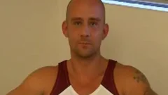 Aussie Matt receives Serviced
