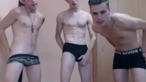three Romanian dirty males cum OnCam,delicious booties