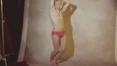 The Phawtographer Makes his Model