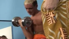 Short Haired guy blows And Opens butthole To gay lover