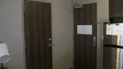 Hotel Suite thraldom