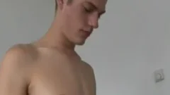 dark dude gets some off a wgreetingste boy