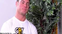 Two Fit College cocks Take Turns Giving dick In pretty Interracial Flip poke!