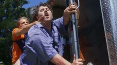 A Note Leads to a Hot and Heavy Hookup