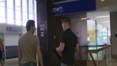 Airport raw Sex