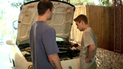 Men: Brown-haired Bubble Butt Sub