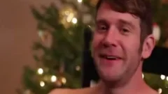 150109-2-Merry Xxmas - Gold GayTube