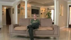 Mario Costa -  Ryan Meets Mr. enormousgie