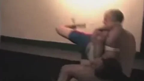 kinky Vs Rob Mullen