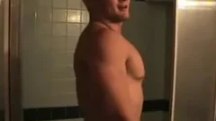 gay mans Shower suck