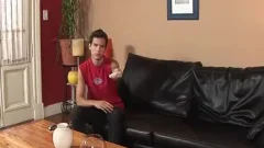 T?cnico De TV Se Garcha Un Pendejo-Argentina