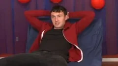 wanking guy receives ramrod sucked Off