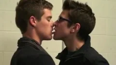 teen lads Safe slaming