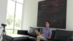 Timid Bottom At A gaycasting