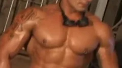 [GVC 196] Muscly stud jerking off