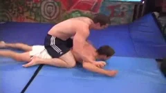 2 twinks