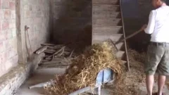 this chab Invites his Two friends To slam him In Tthis chab Barn