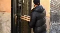 Russian nakedback pokeing