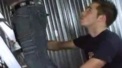 beautiful construction flip flop
